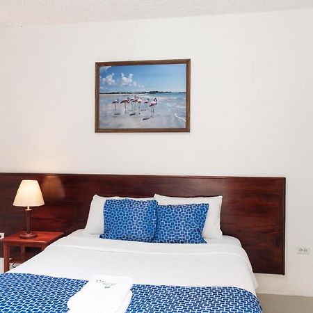 Hostal La Gran Tortuga Puerto Villamil Buitenkant foto