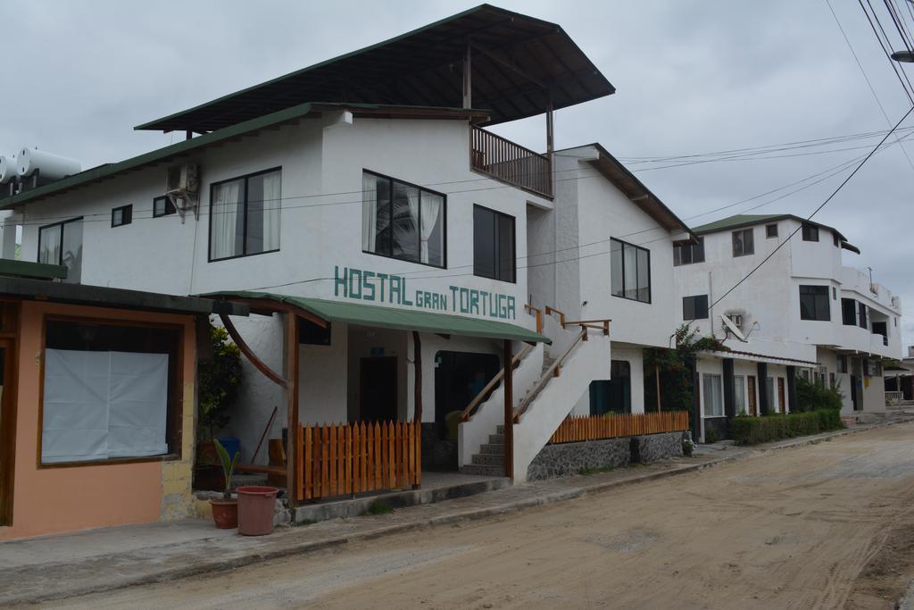 Hostal La Gran Tortuga Puerto Villamil Buitenkant foto