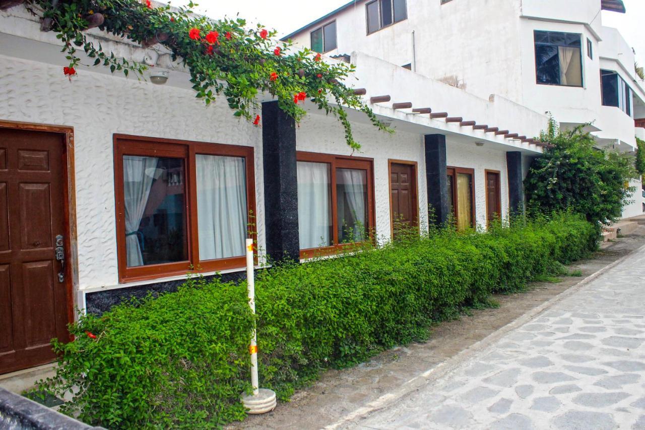Hostal La Gran Tortuga Puerto Villamil Buitenkant foto