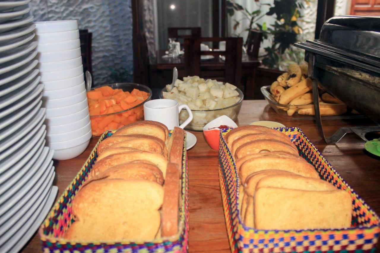 Hostal La Gran Tortuga Puerto Villamil Buitenkant foto